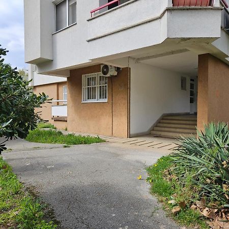 City Mid Mostar Apartment Екстер'єр фото