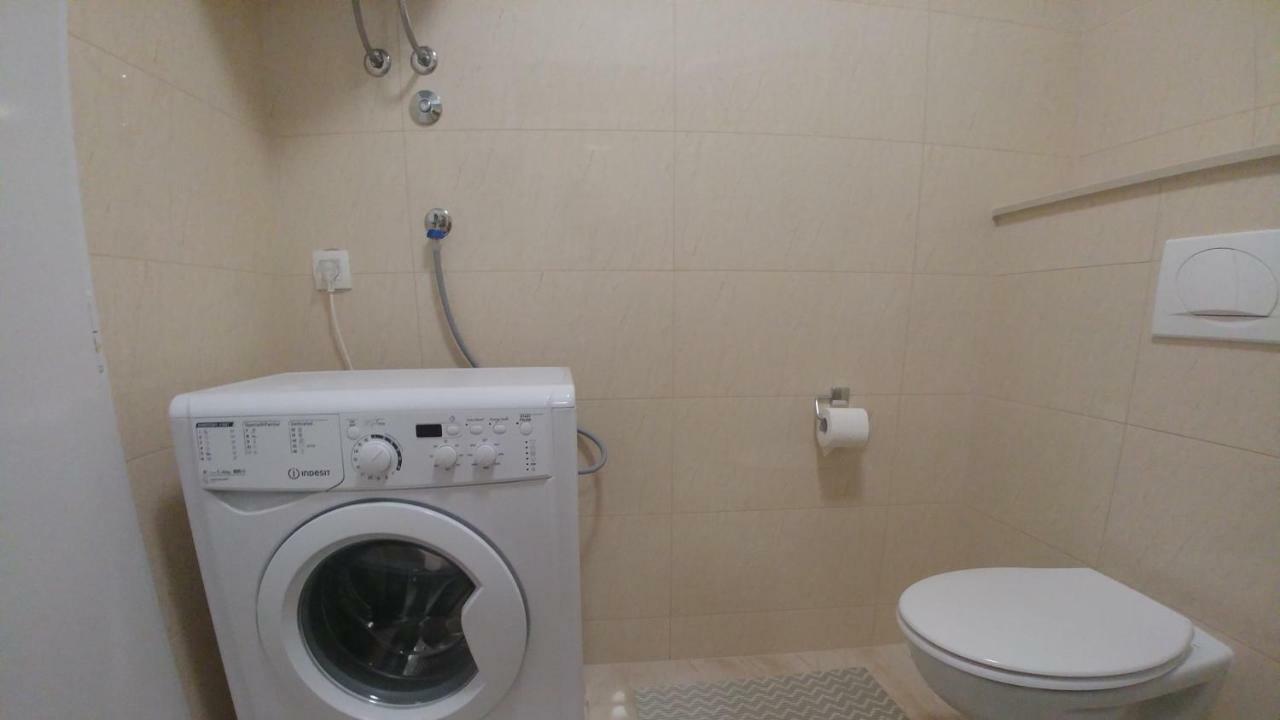 City Mid Mostar Apartment Екстер'єр фото